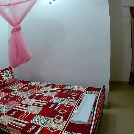 Sea Zone Hotel Нилавели Екстериор снимка