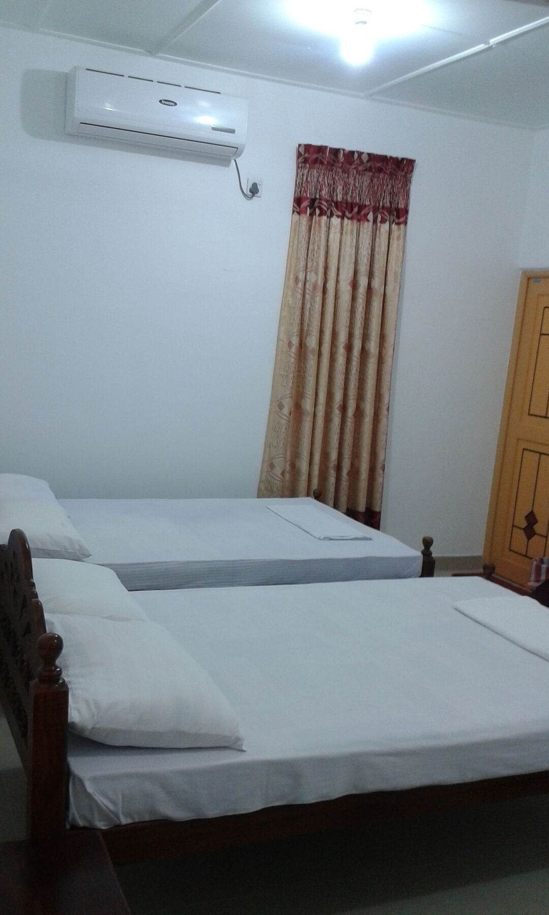 Sea Zone Hotel Нилавели Екстериор снимка